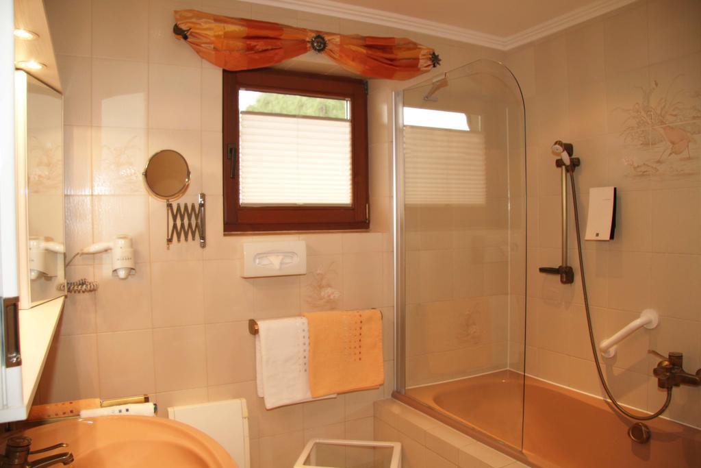 Gaestehaus Sissy Langenfeld Phòng bức ảnh